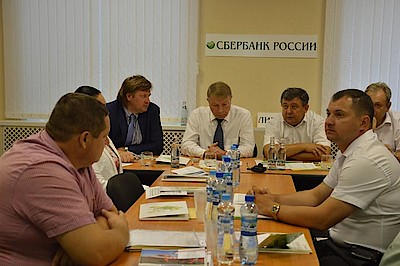 Новости Ливны -Участники круглого стола (фото автора).