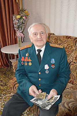 Новости Ливны -Н.М.Строев (фото М.Нестеровой).