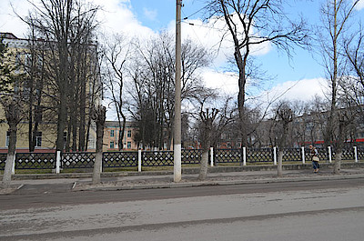 Новости Ливны -Котлован на ул. Гайдара (фото автора).
