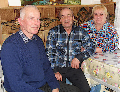 Новости Ливны -Слева направо: А.Б. Краминский, М. В. Лапин, Л. В. Лапина.
