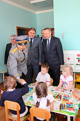 Новости Ливны -А.Д.Беглов на заводе АО «ГМС Ливгидромаш». Фото orel-region.ru