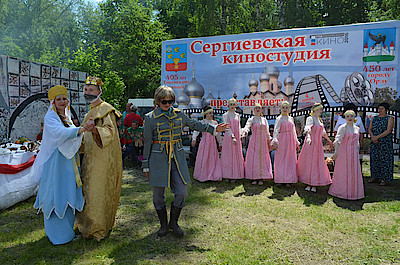 Новости Ливны -Царь и царица Сергиевского с/п. Фото автора.