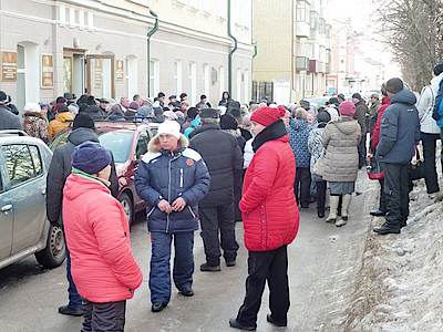 Новости Ливны -Глава города Л. И. Фаустов общается с предпринимателями (фото Е. Васильевой).