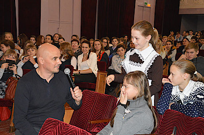 Новости Ливны -В.Маленко общается с ливенской молодежью. Фото автора. Новости Ливны -В.Маленко общается с ливенской молодежью. Фото автора.