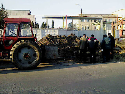Новости Ливны -Место порыва (фото сайта ГУ МЧС по Орл. обл.).