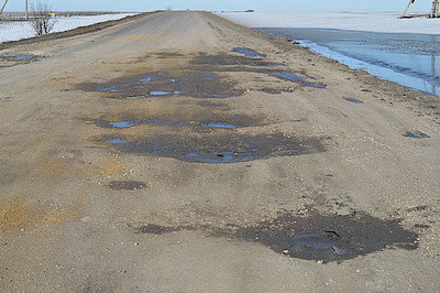 Новости Ливны -Разбитая дорога (фото автора).
