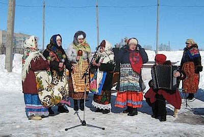 Новости Ливны -Выступает группа «Ивановны».