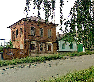 Новости Ливны -Старинный дом на ул. Свердлова свидетель былой жизни (фото автора).
