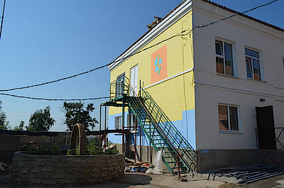 Новости Ливны -Новая клумба и обновленный фасад. Новости Ливны -Новая клумба и обновленный фасад.