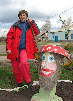Новости Ливны -Галина и ее гном.