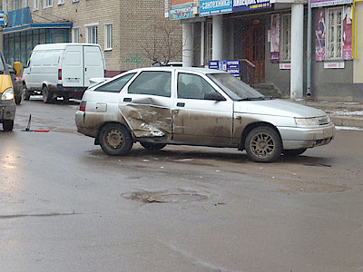Новости Ливны -Авария на перекрестке улиц Др. народов и Дзержинского.