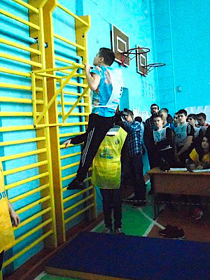 Новости Ливны -Подтягивание на перекладине. Новости Ливны -Подтягивание на перекладине.