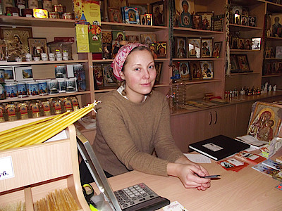 Новости Ливны -Трудница Марина первая увидела чудо (фото автора). Новости Ливны -Трудница Марина первая увидела чудо (фото автора).