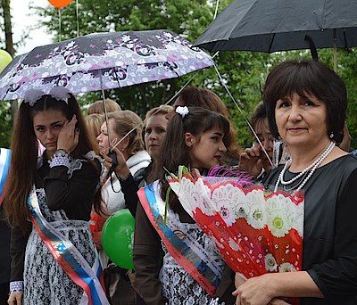 Новости Ливны -Первоклашки читают стихи. Фото автора.