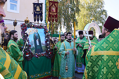 Новости Ливны -Молебен преподобному Сергию Радонежскому (фото автора).