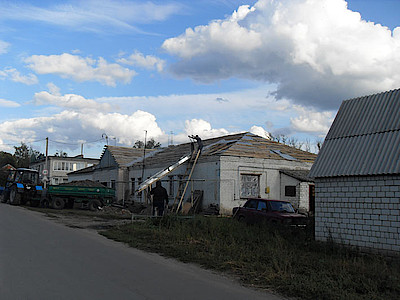 Новости Ливны -Так сейчас выглядит «крыша» в доме на ул. Ленина, 11.