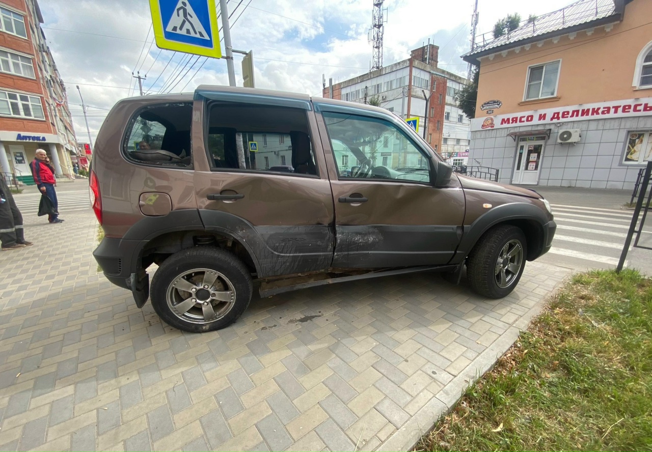 Стали известны подробности вчерашнего ДТП в Ливнах