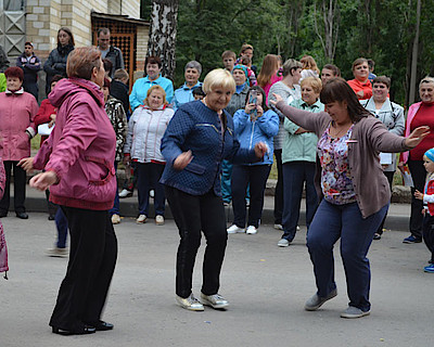 Новости Ливны -Игры с веселым клоуном.
