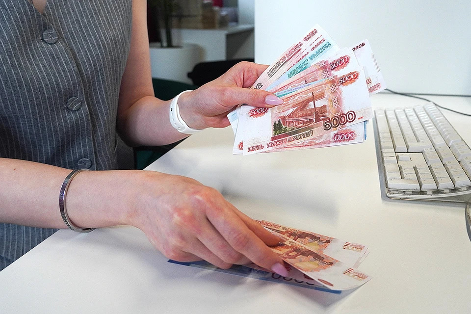 В Орловской области зарплата финансистов в два раза превышает зарплату в сфере услуг