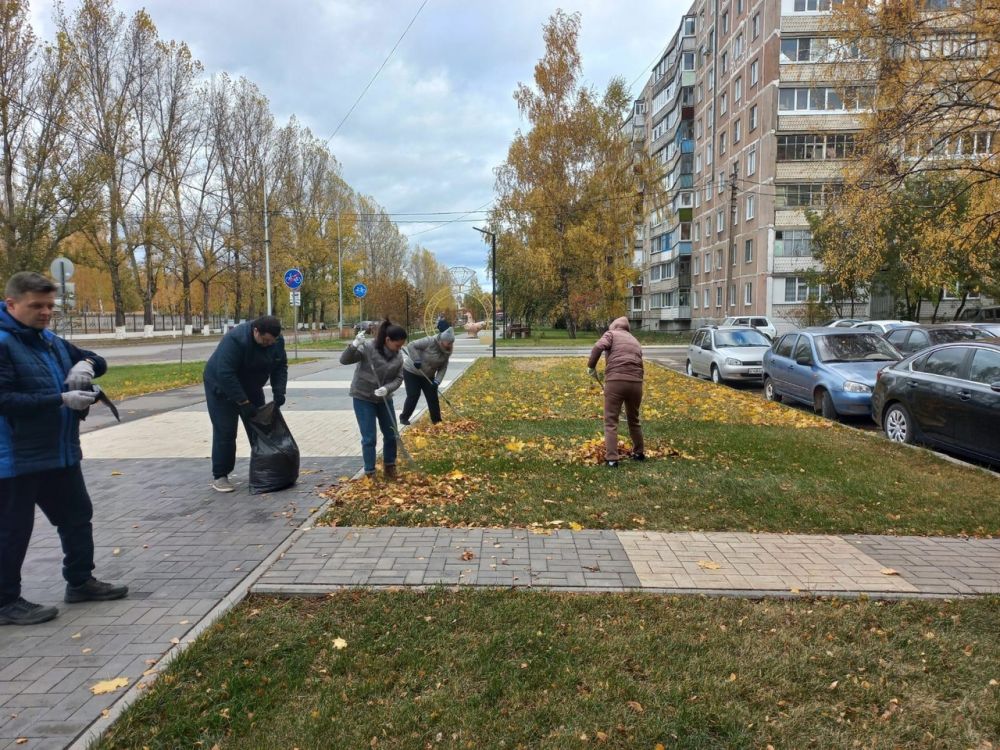 Власти Ливен объявили о проведении осеннего субботника