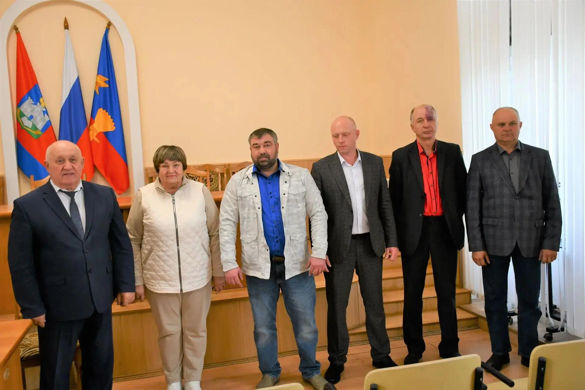 В Ливенском районе к работе приступили новые главы администраций