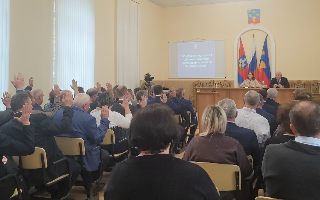 Марина Савенкова вновь избрана председателем Ливенского райсовета