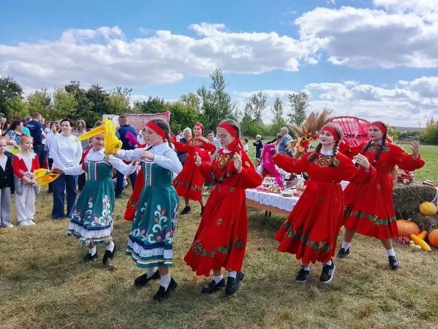 Фестиваль «Яблочко» впервые прошёл в Ливнах